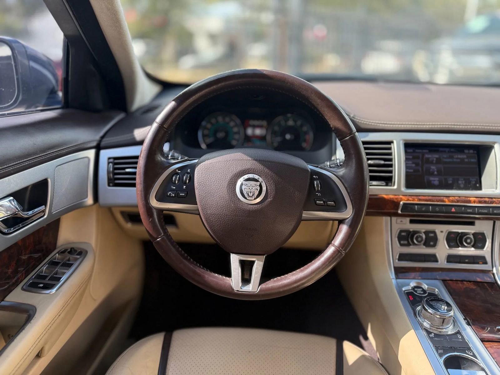 Used 2012 Jaguar XF Portfolio image 15