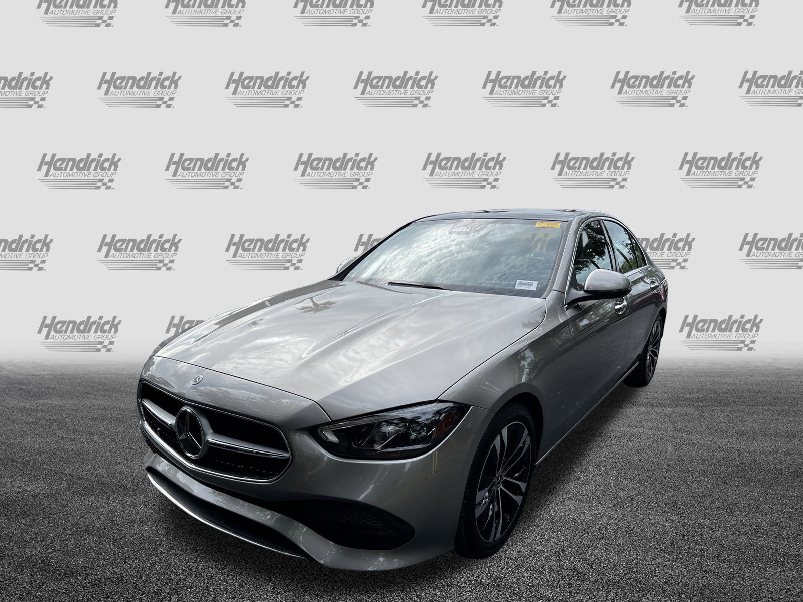 Used 2022 Mercedes-Benz C 300 Sedan image 5