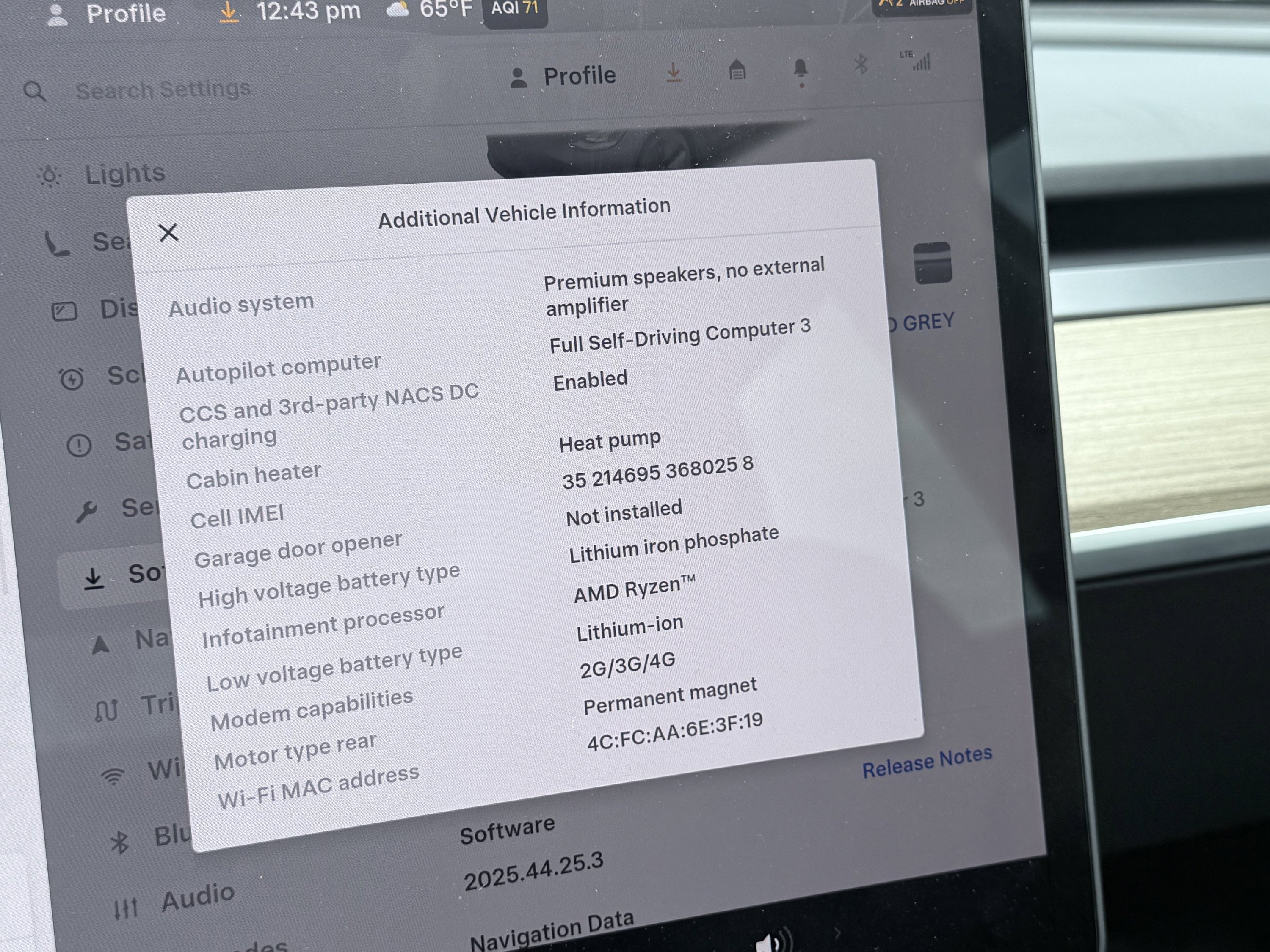 Used 2023 Tesla Model 3 Standard Range image 78