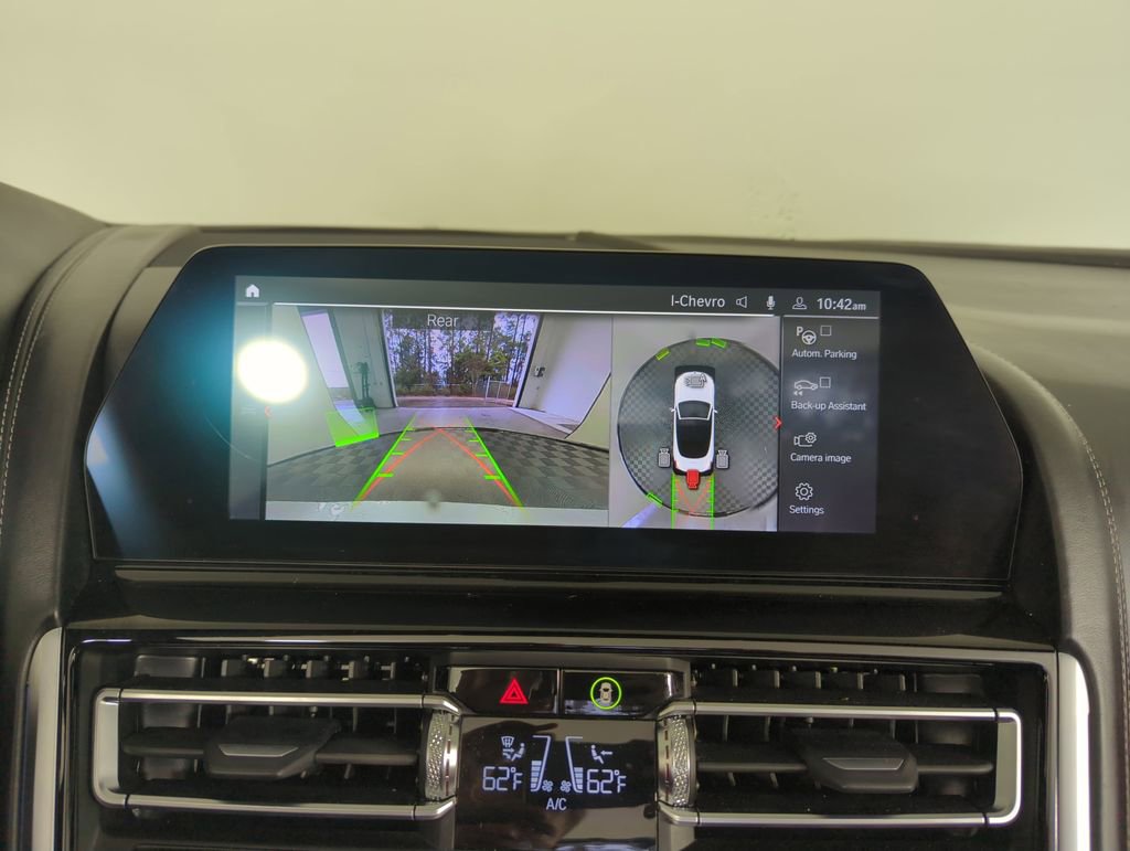 Used 2022 BMW 840i Convertible image 25