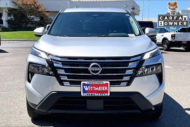 Used 2025 Nissan Rogue SV AWD/4WD image 3