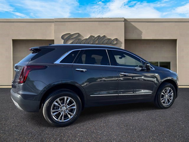 Certified 2023 Cadillac XT5 Premium Luxury w/ Technology Package FWD image 3