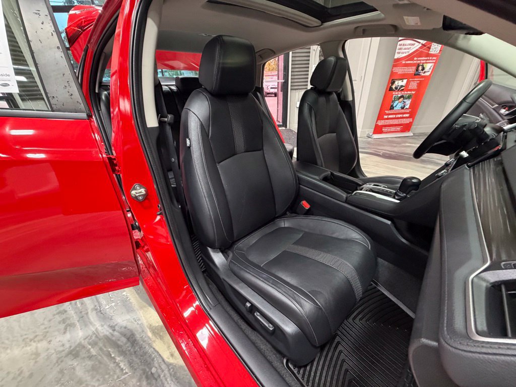 Used 2020 Honda Civic Touring image 5