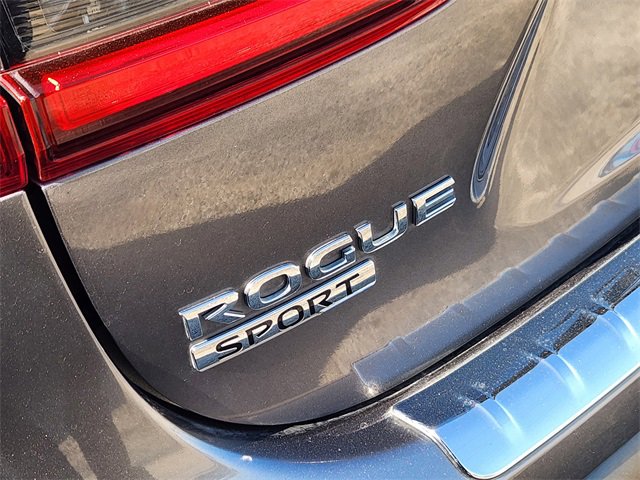 Used 2022 Nissan Rogue Sport SL w/ Premium Package image 7