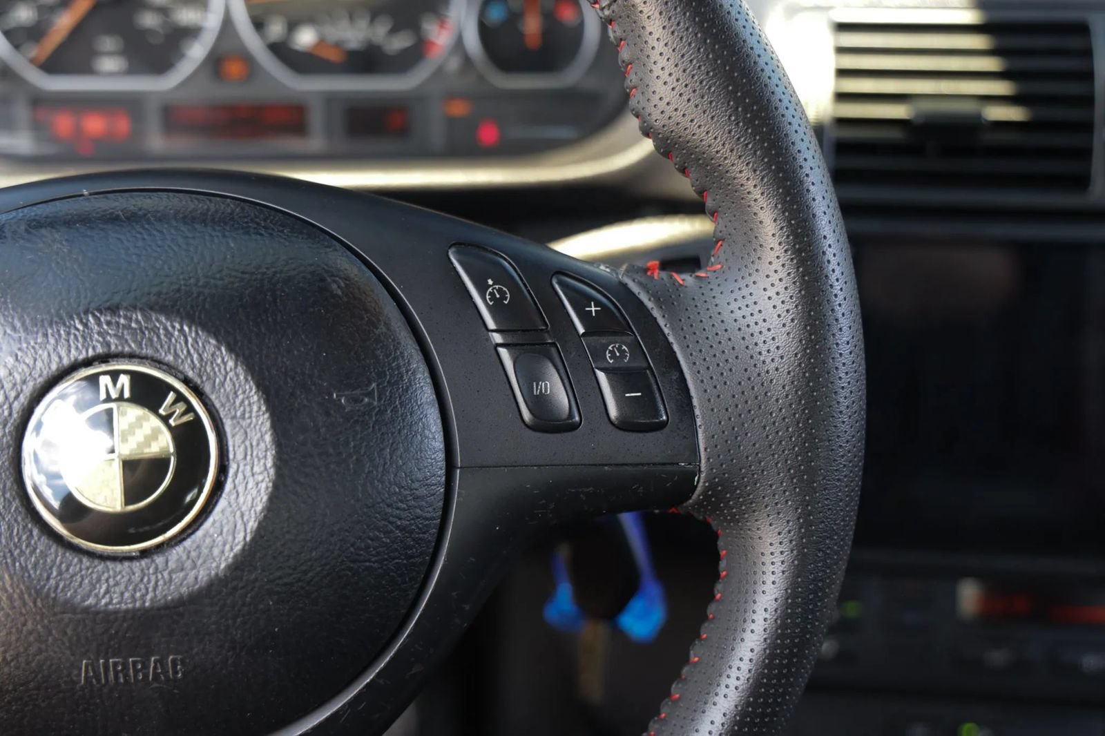 Used 2004 BMW 330i Sedan RWD image 26