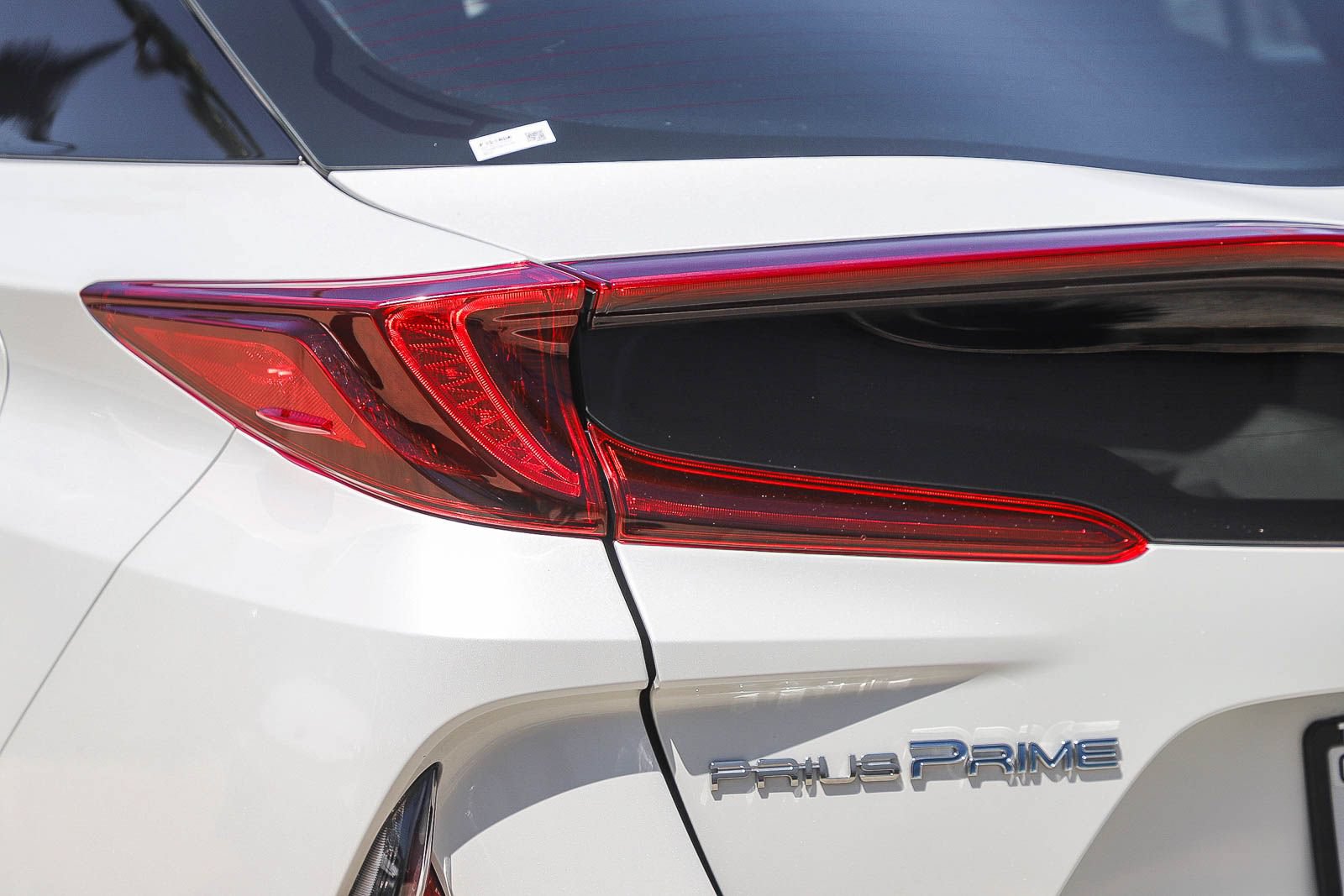 Certified 2022 Toyota Prius Prime XLE FWD image 9