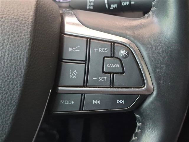 Used 2021 Toyota Highlander XSE FWD image 14
