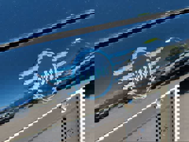 Used 2020 MINI Cooper 2-Door Hardtop image 11