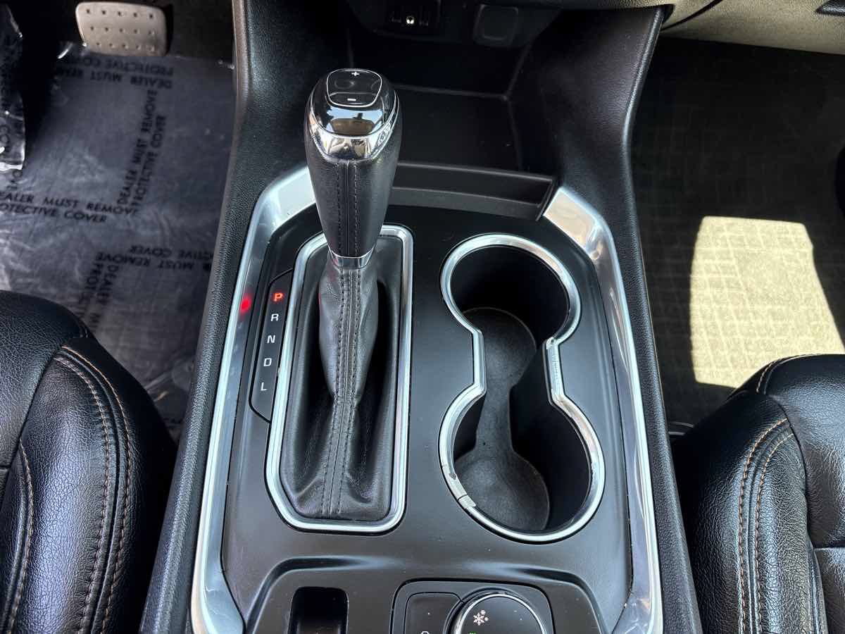 Used 2019 Chevrolet Traverse LT FWD image 27