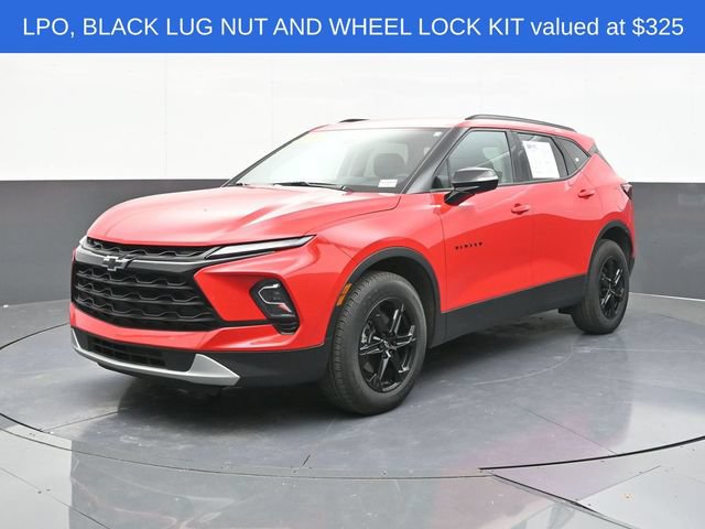Used 2024 Chevrolet Blazer LT w/ Midnight/Sport Edition FWD image 4