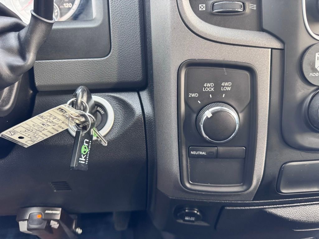 Used 2014 RAM 1500 Express AWD/4WD image 28