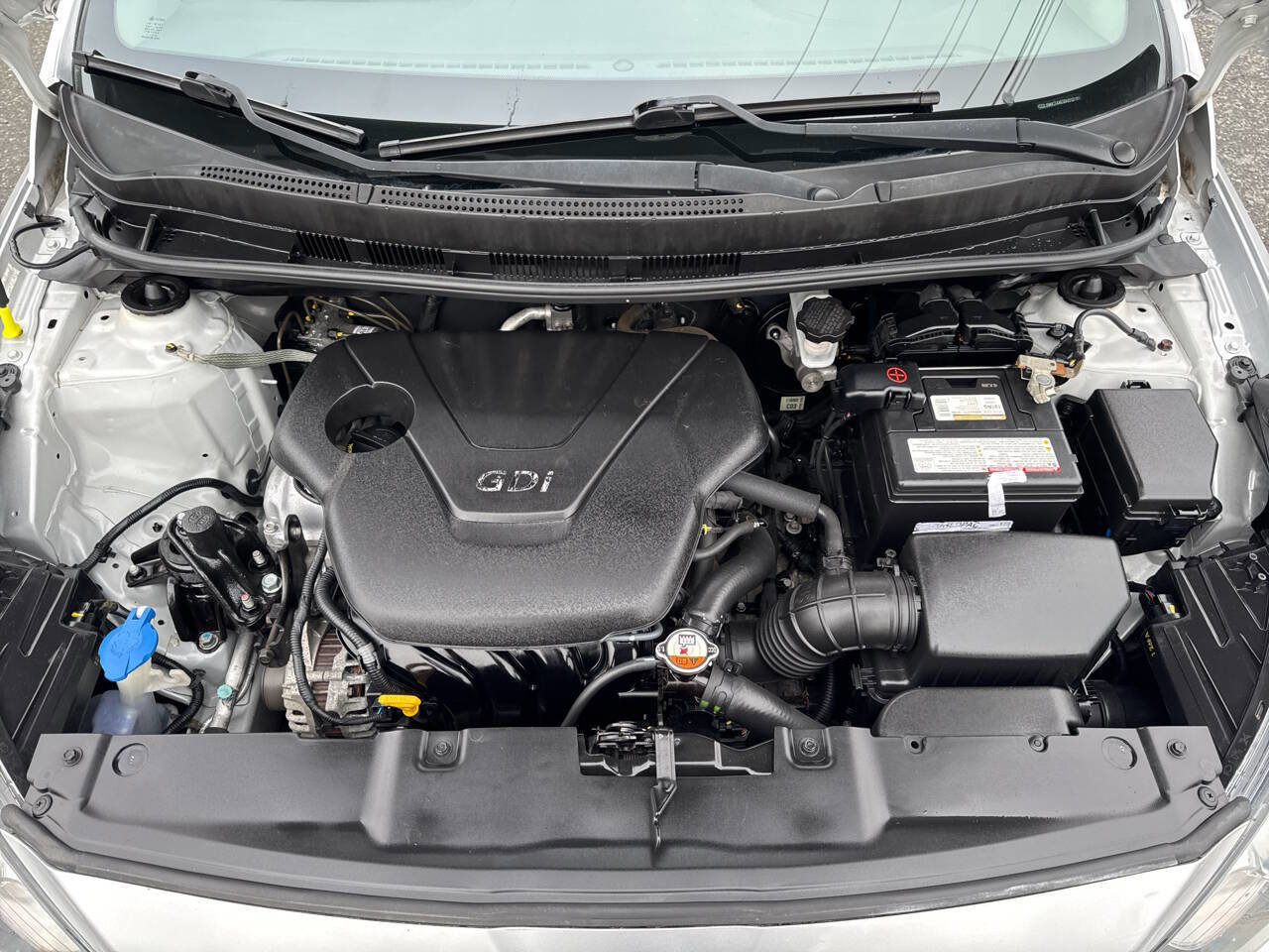 Used 2013 Hyundai Accent GLS image 9