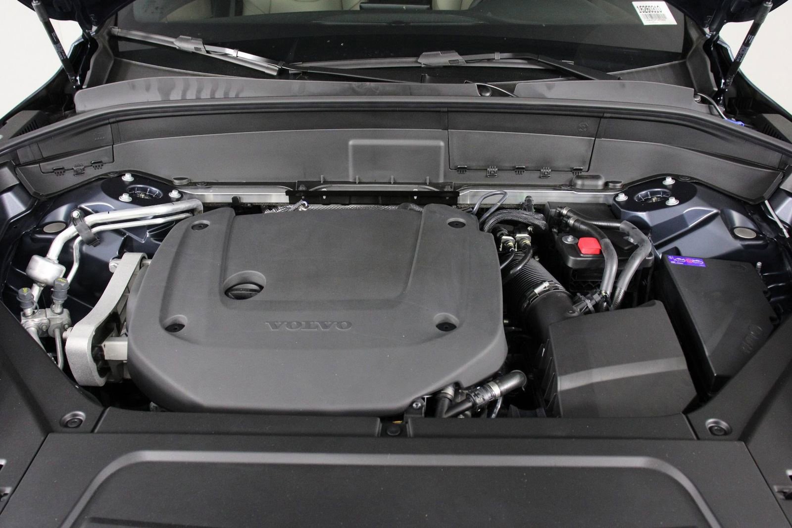 New 2026 Volvo XC90 B6 Plus w/ Protection Package Premier image 12