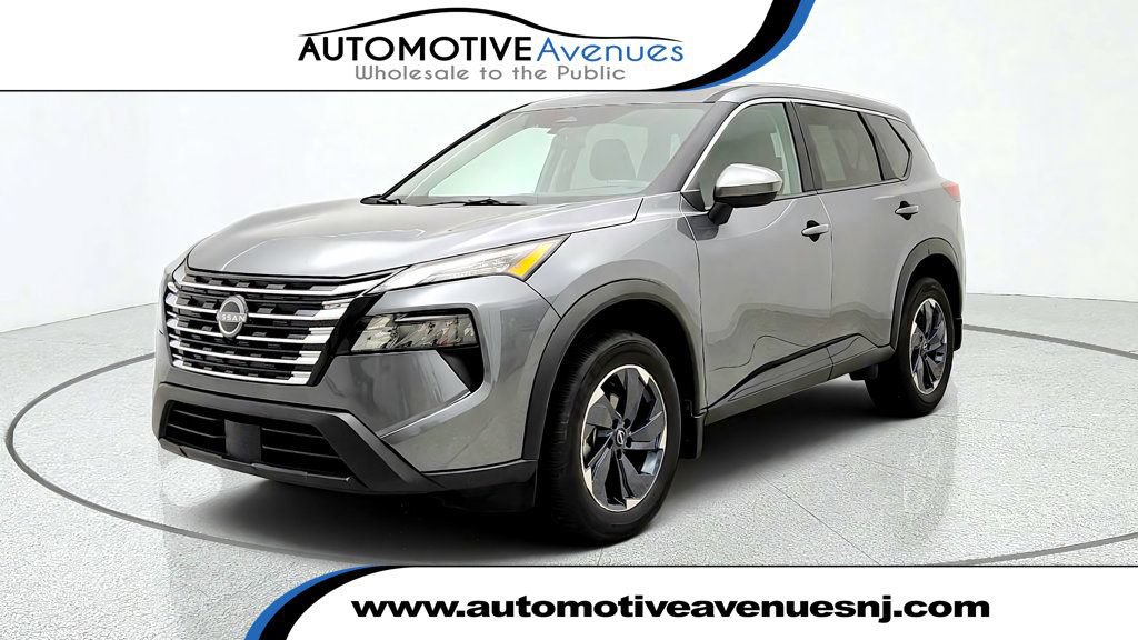Used 2026 Nissan Rogue SV FWD image 1