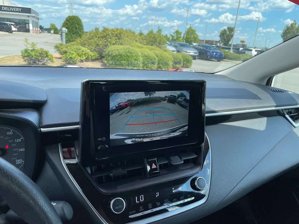 Used 2024 Toyota Corolla LE FWD image 16
