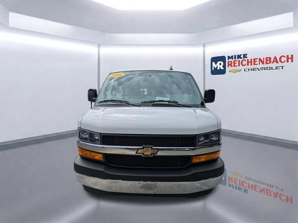 Used 2025 Chevrolet Express 2500 w/ Driver Convenience Package RWD image 9
