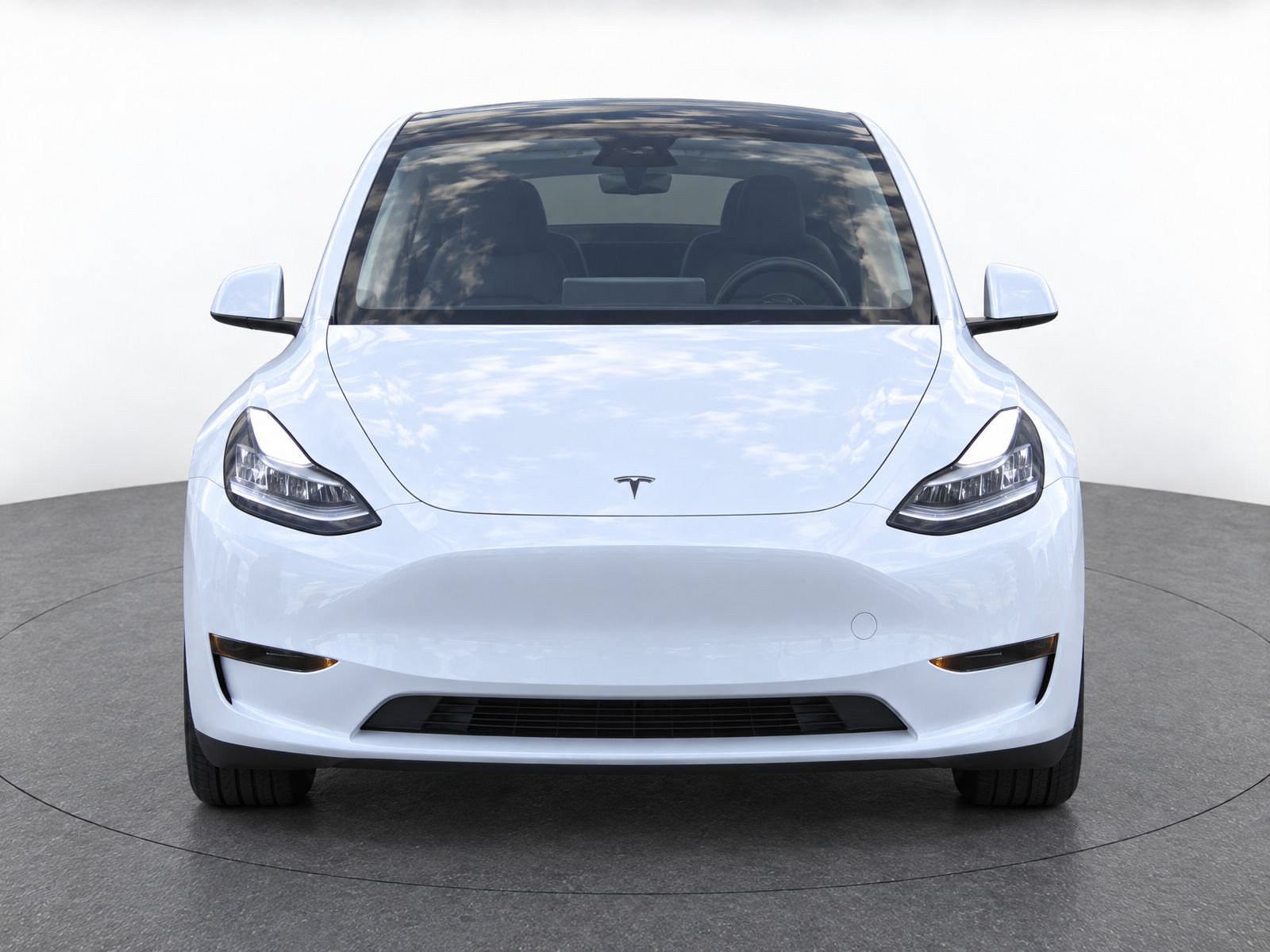 Used 2023 Tesla Model Y AWD image 5
