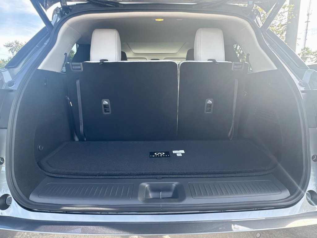 New 2027 INFINITI QX60 Luxe w/ Cargo Package FWD image 29