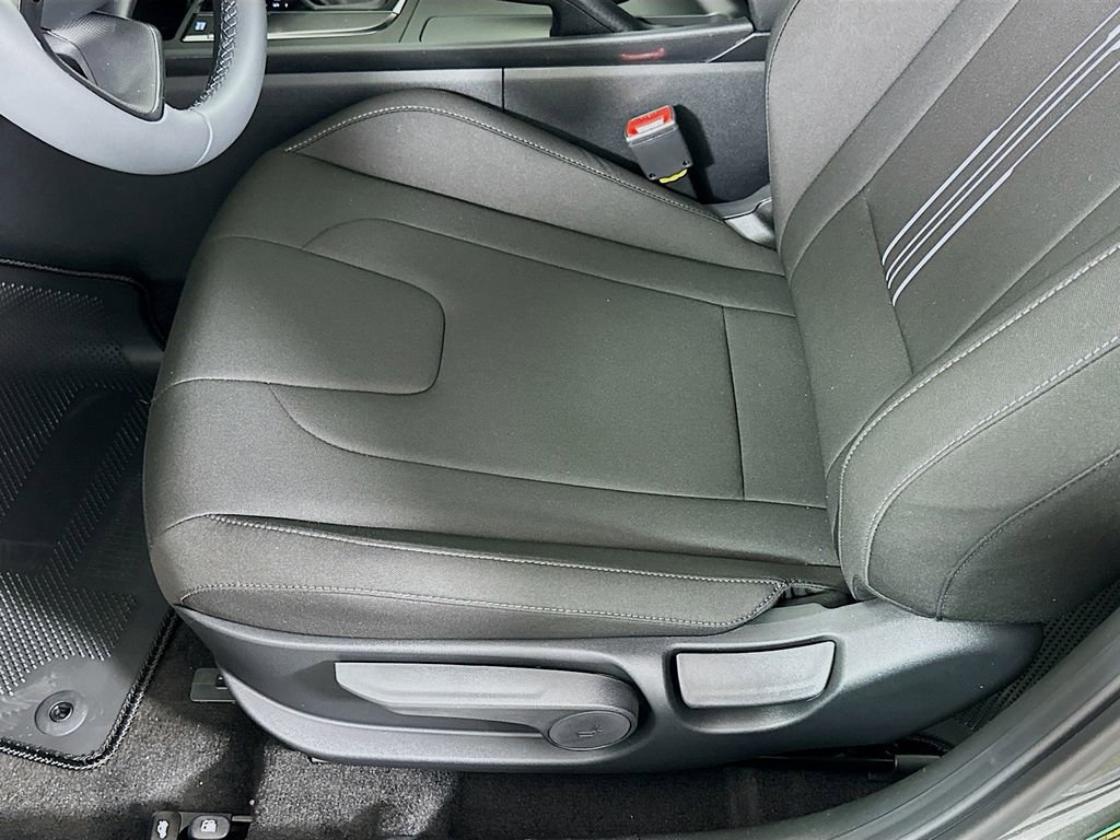New 2026 Hyundai Elantra Sport w/ Cargo Package image 19