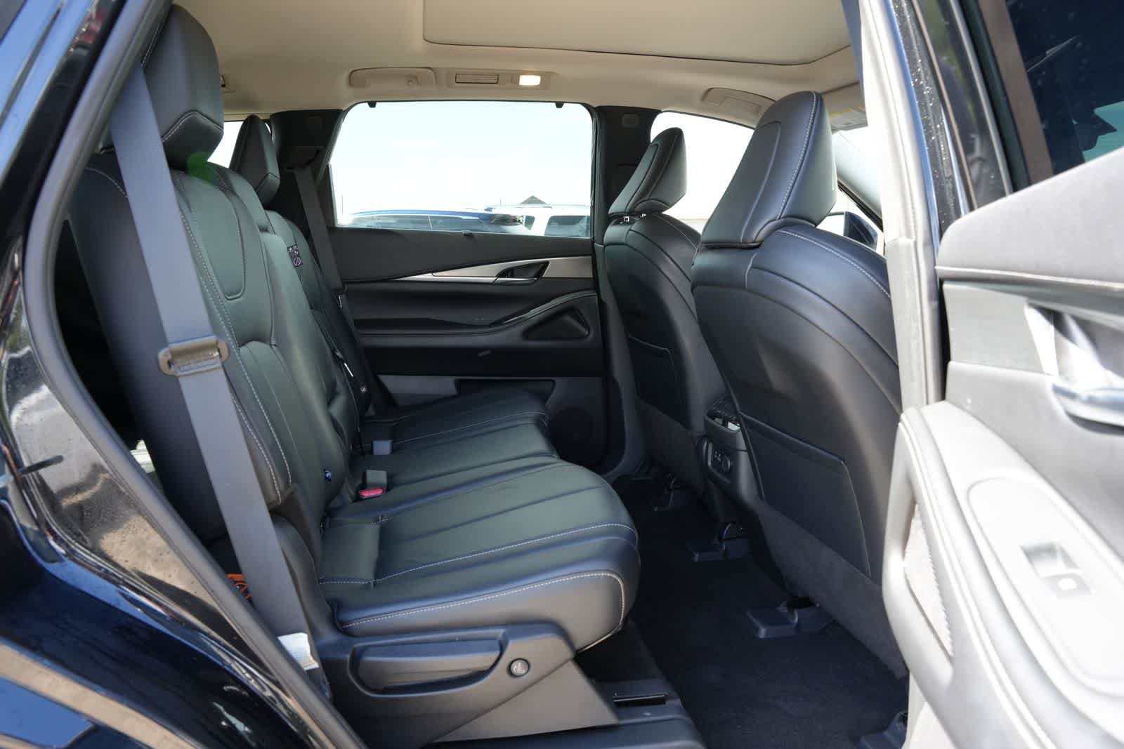 Certified 2023 INFINITI QX60 Luxe AWD/4WD image 20