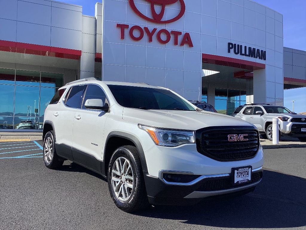 Used 2018 GMC Acadia SLE w/ LPO, Black Accent Package