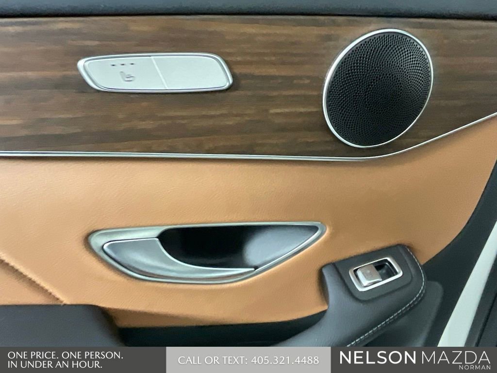 Used 2022 Mercedes-Benz GLC 300 4MATIC image 23