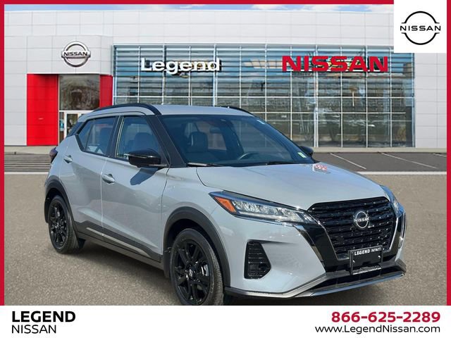 Used 2023 Nissan Kicks SR w/ SR Premium Package image 1