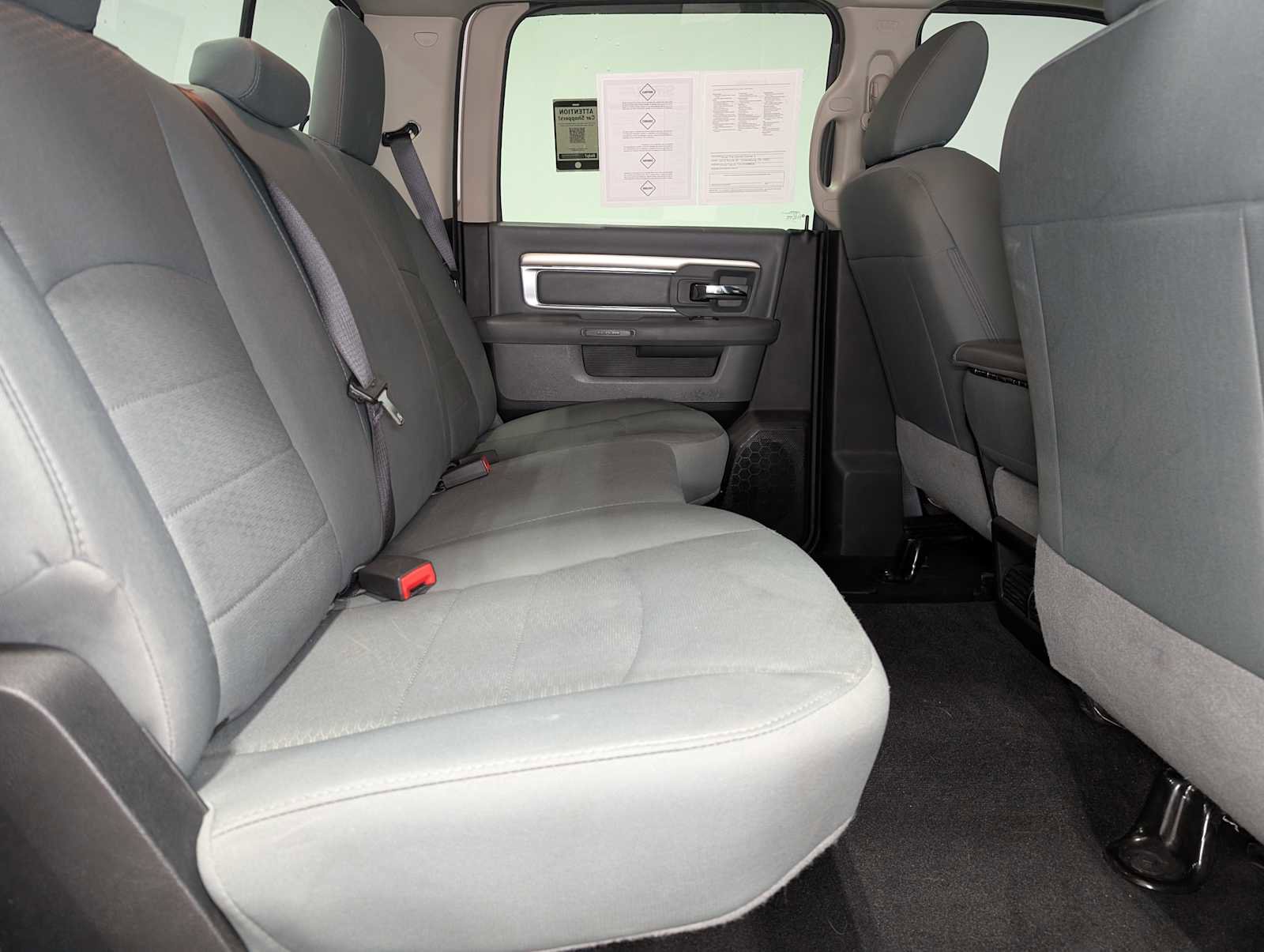 Used 2018 RAM 2500 SLT image 35