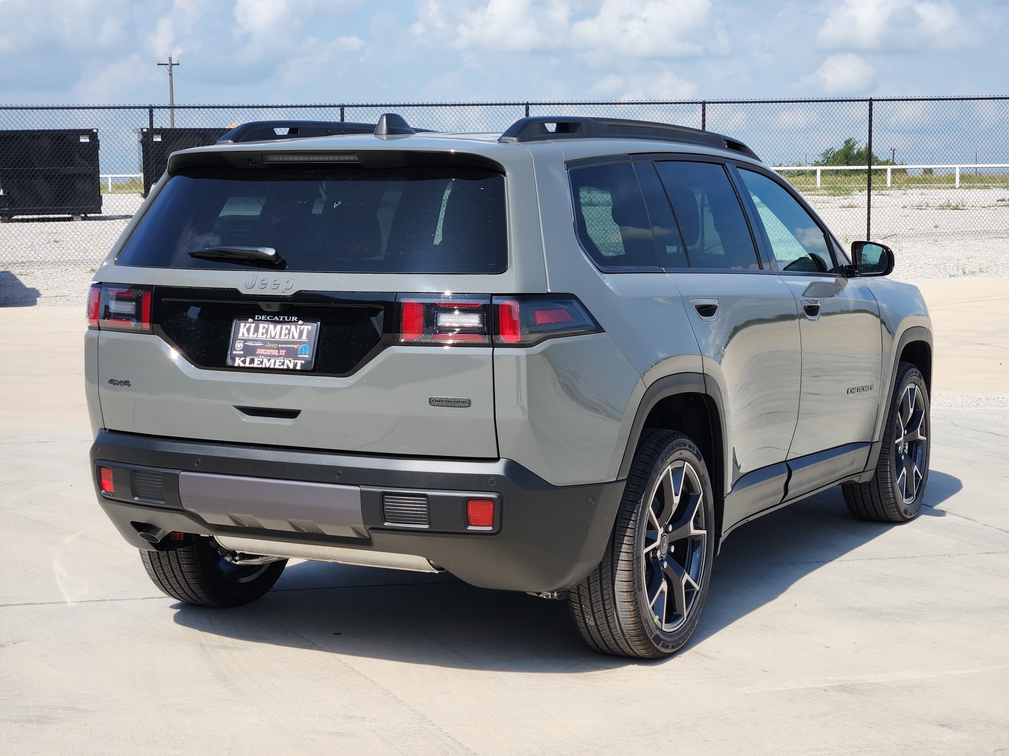 New 2026 Jeep Cherokee Overland AWD/4WD image 5