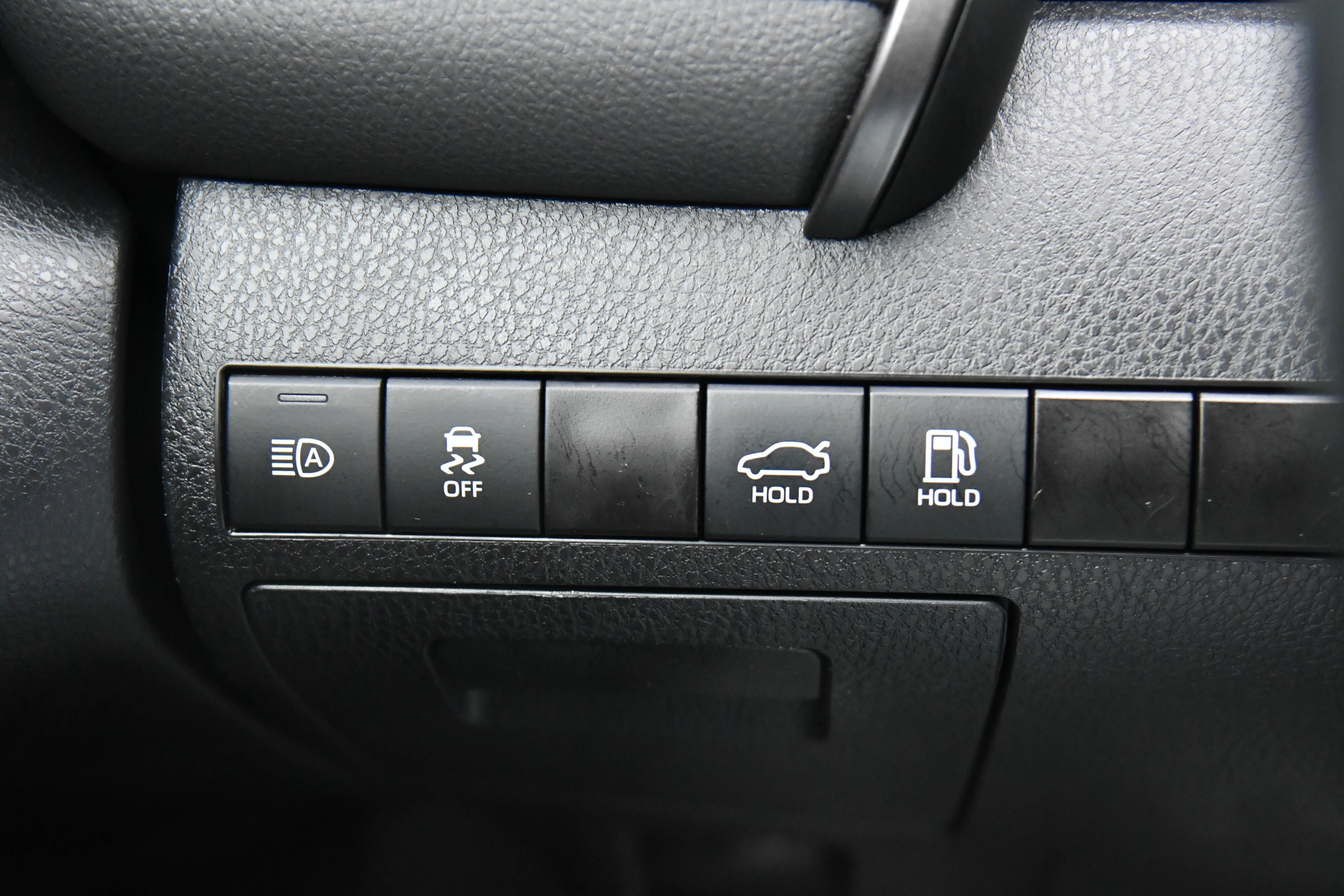 Used 2023 Toyota Camry SE image 33