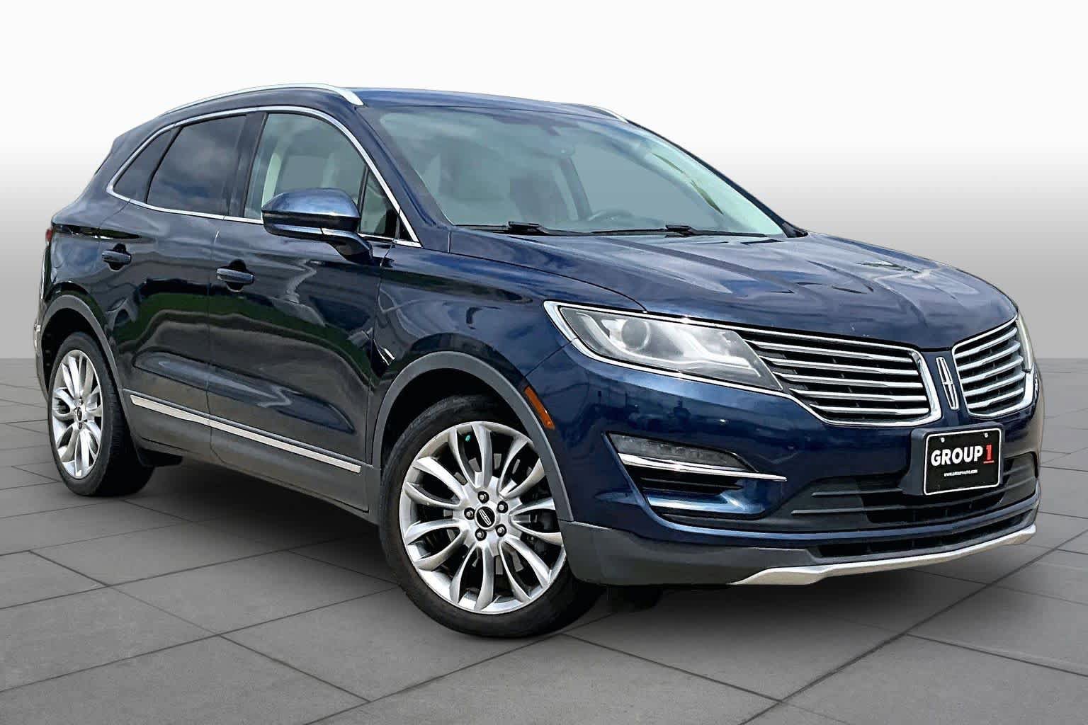 Used 2015 Lincoln MKC FWD w/ Equipment Group 102A Reserve image 3
