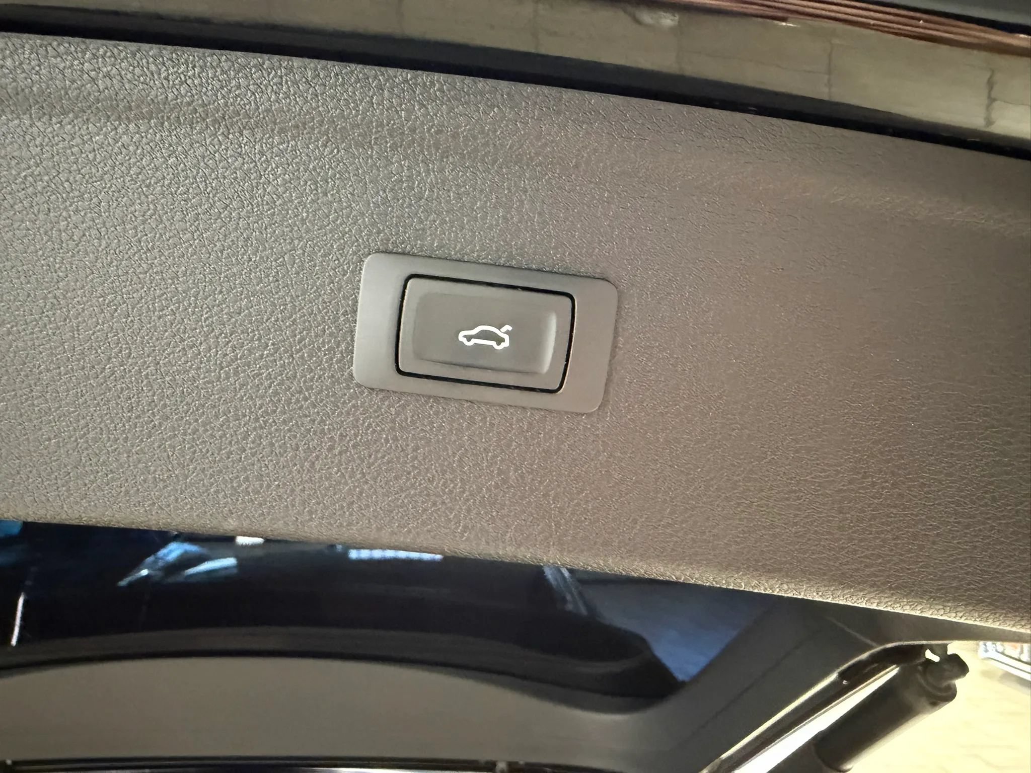Used 2018 Audi Q5 2.0T Premium AWD/4WD image 27