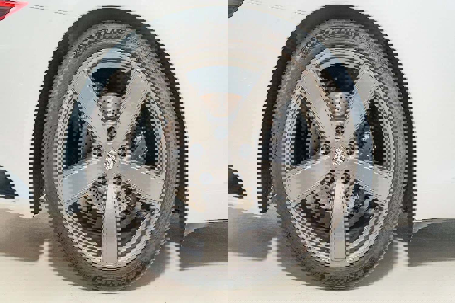 Used 2018 Porsche 911 Carrera T w/ Carrera T Interior Package image 14