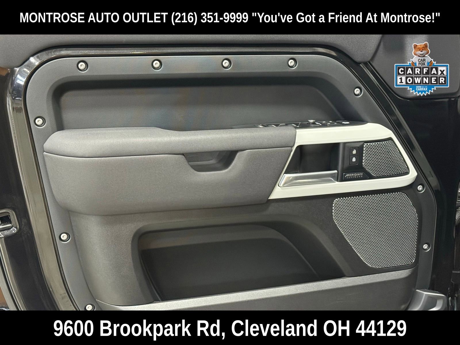 Used 2022 Land Rover Defender 110 X-Dynamic SE image 12