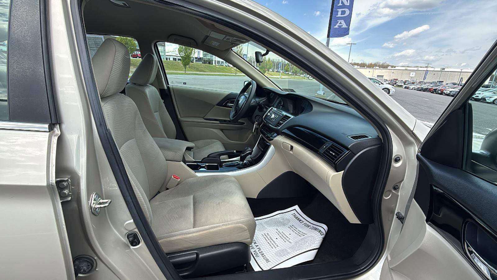 Used 2017 Honda Accord LX image 17