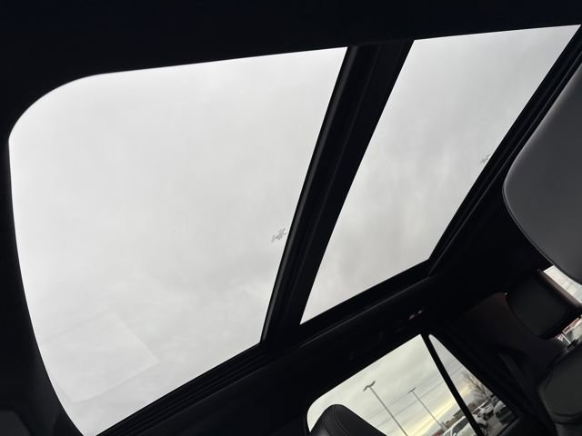 Used 2025 Ford Expedition Tremor image 22