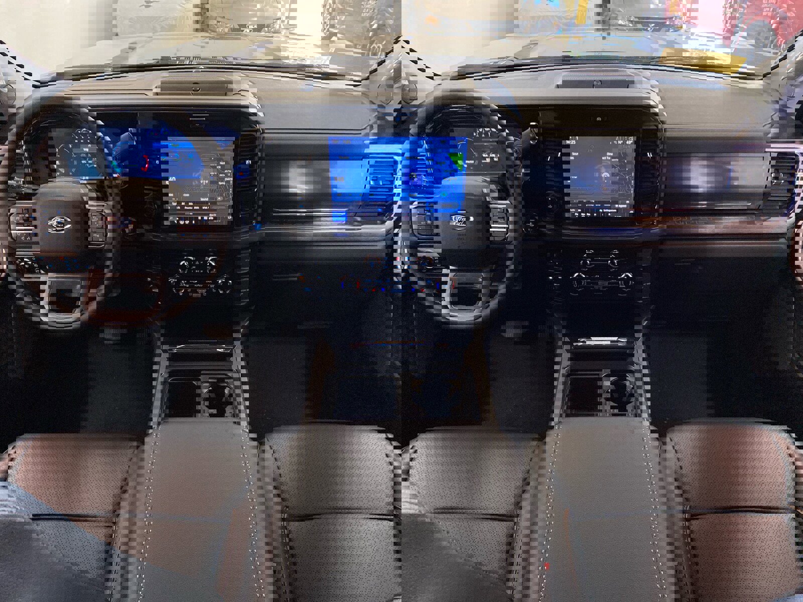 New 2026 Ford F350 Lariat w/ Black Appearance Package image 10