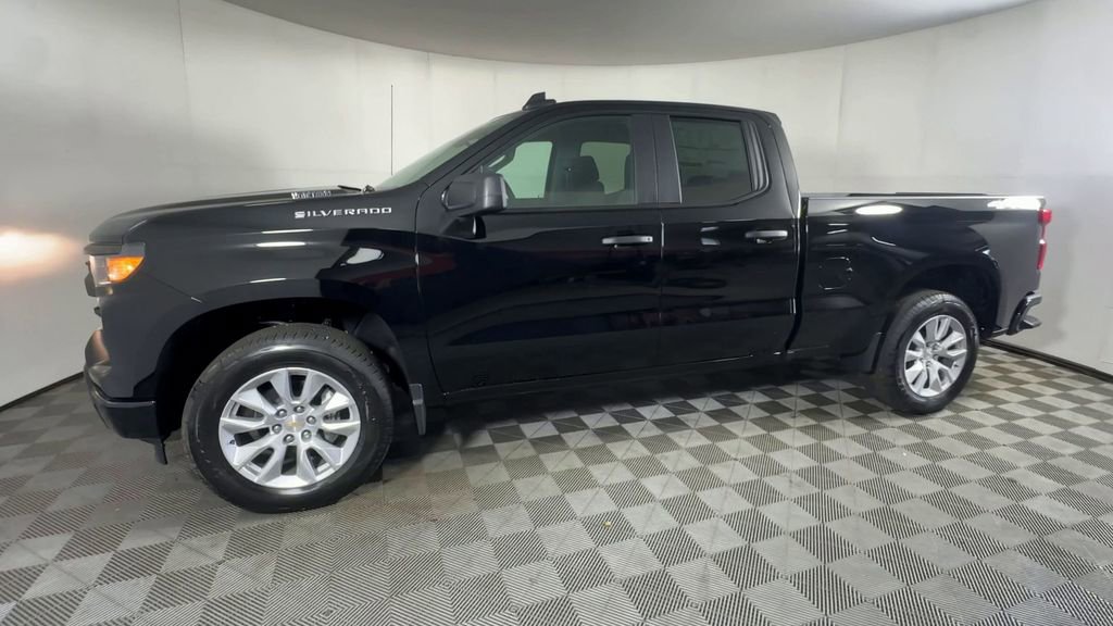 New 2026 Chevrolet Silverado 1500 Custom AWD/4WD image 6