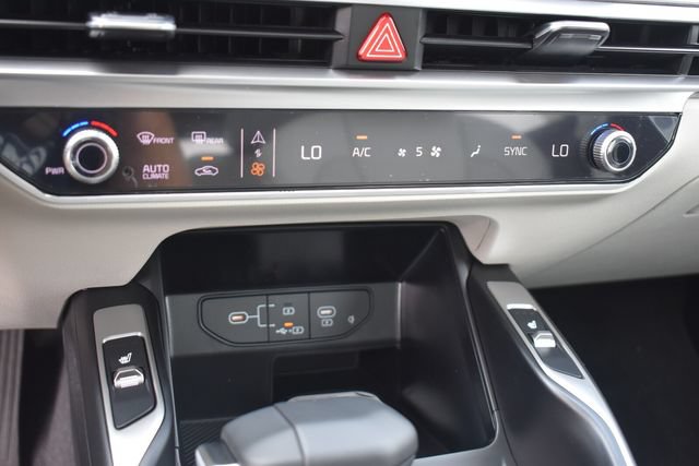 New 2026 Kia Sorento EX AWD/4WD image 32