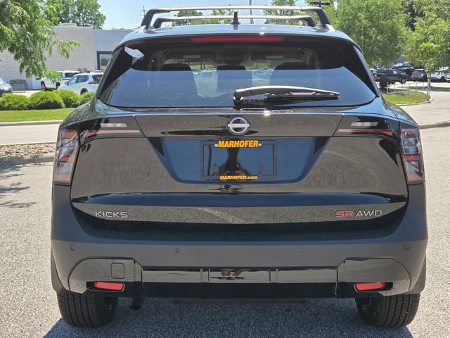 New 2026 Nissan Kicks SR w/ Cold Weather Package AWD/4WD image 14