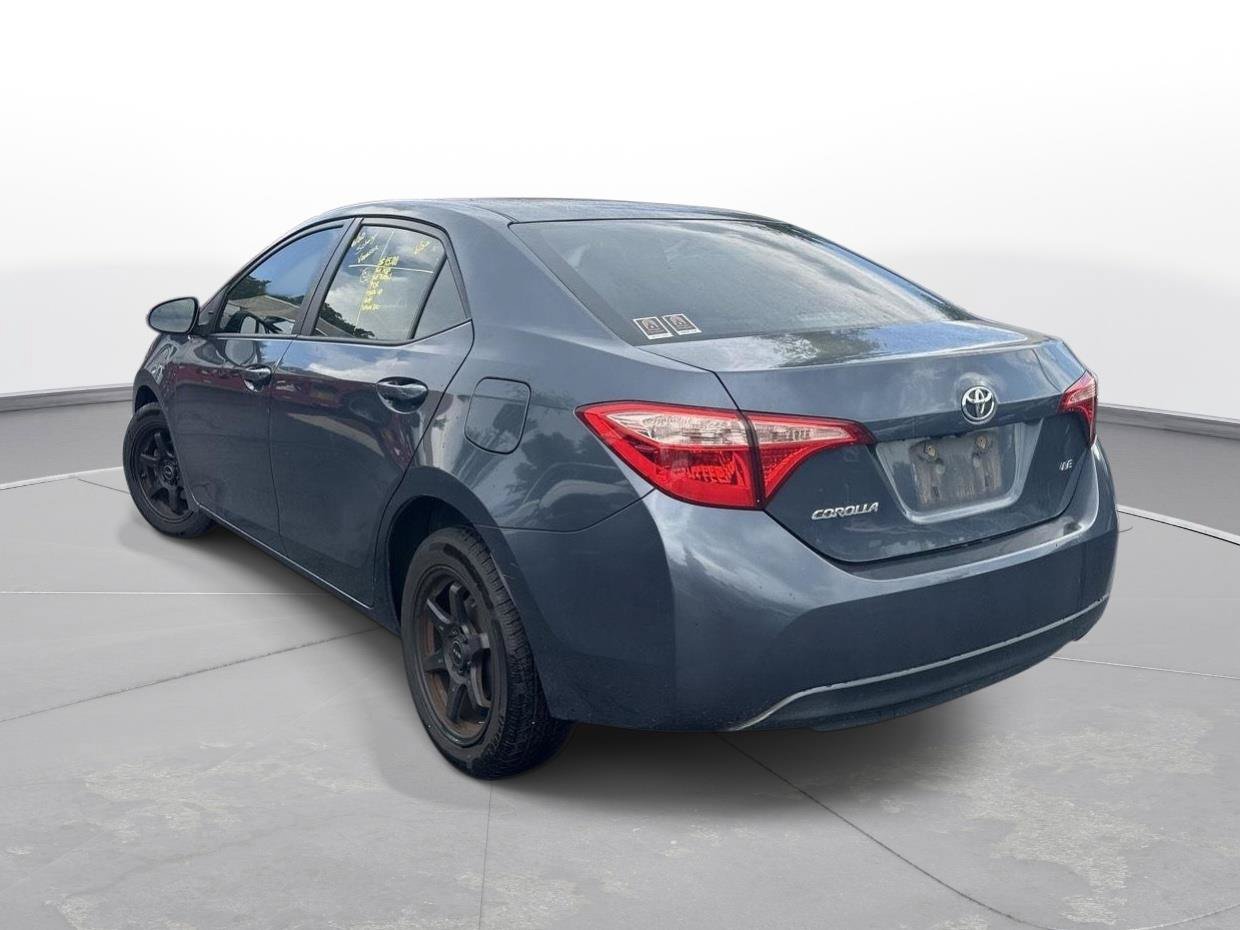 Used 2017 Toyota Corolla LE FWD image 8