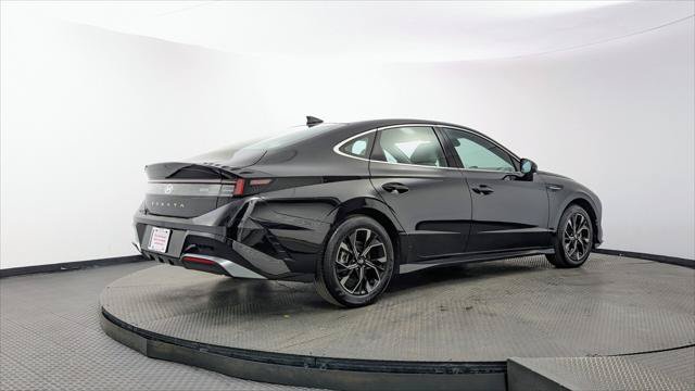 Used 2025 Hyundai Sonata SEL FWD image 8
