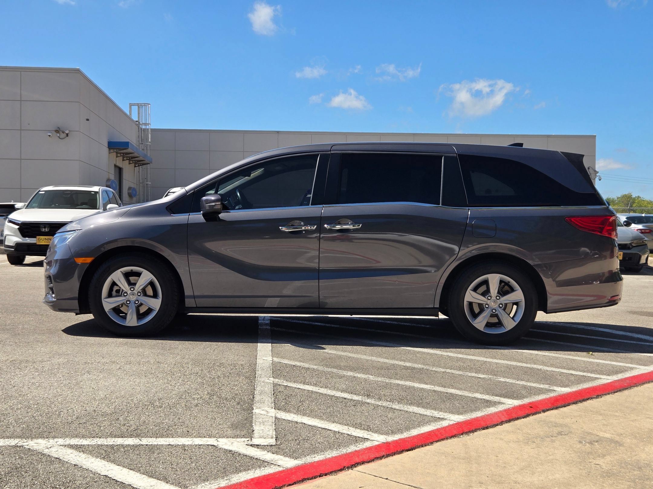 Certified 2020 Honda Odyssey EX-L image 6
