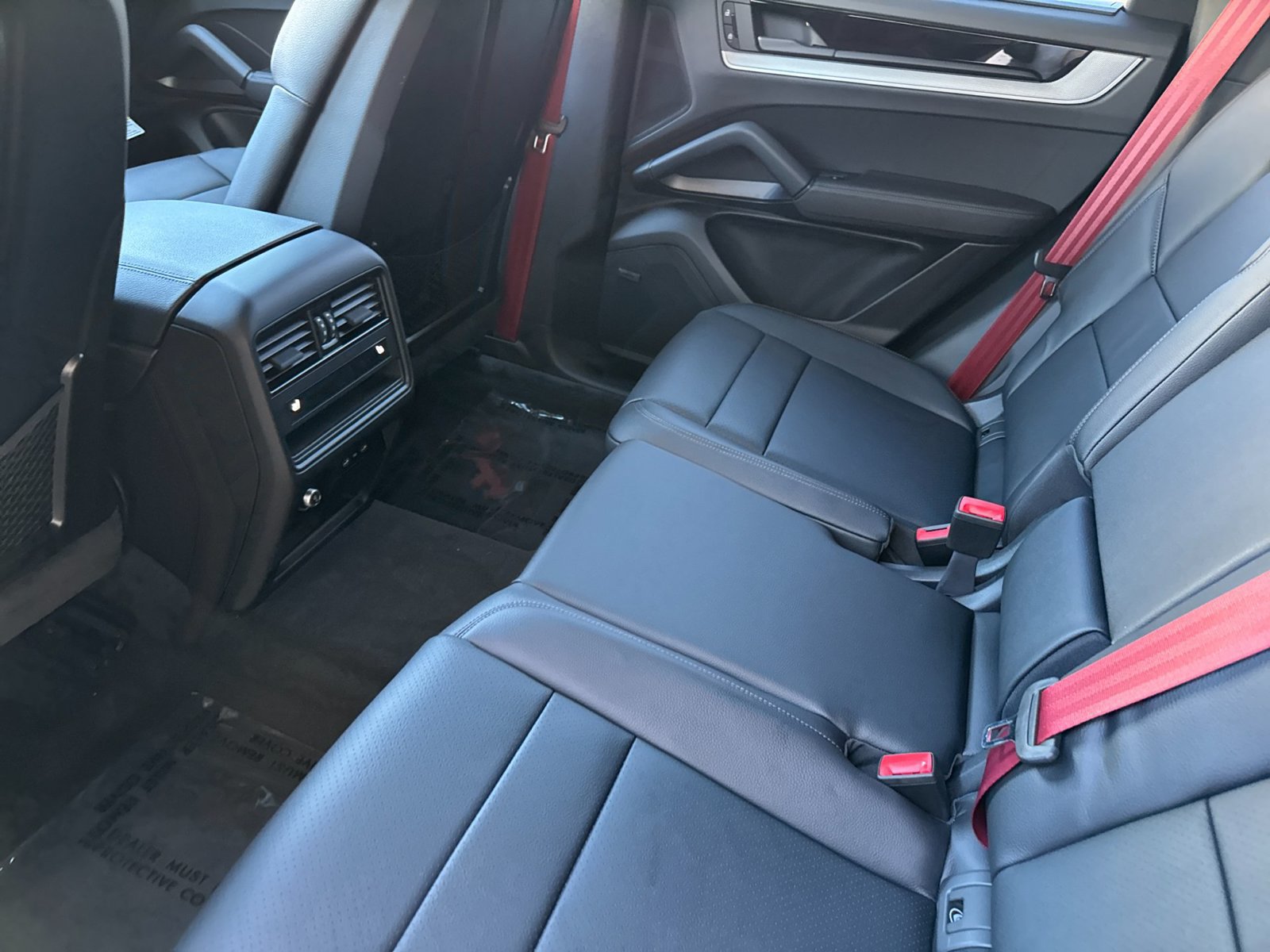 Certified 2026 Porsche Cayenne AWD/4WD image 14