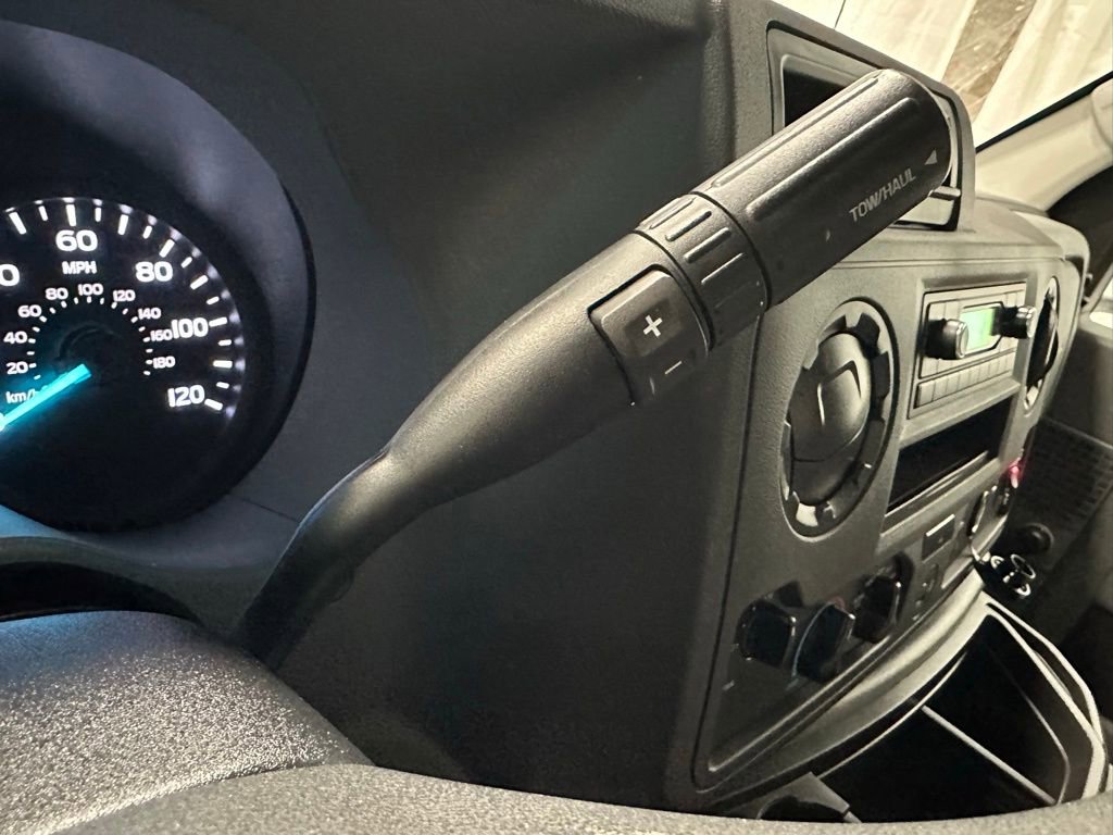 Used 2024 Ford E-350 and Econoline 350 Super Duty image 23