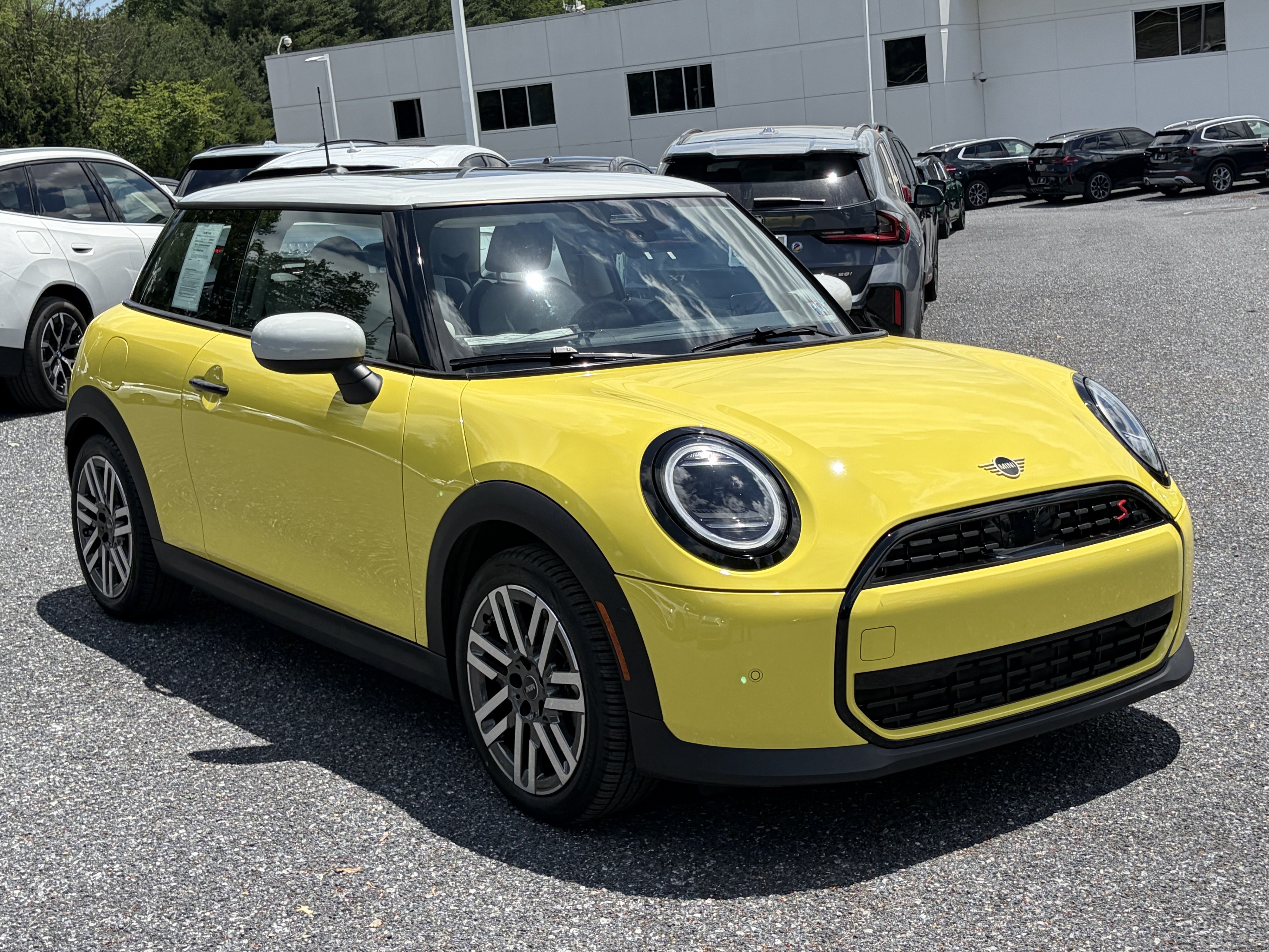 Used 2025 MINI Cooper S FWD image 3