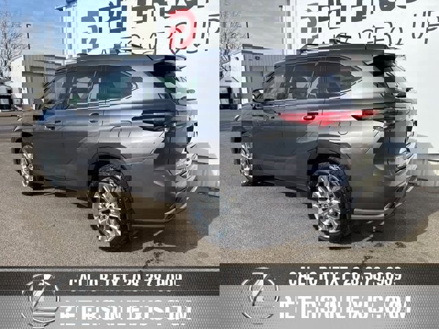 Used 2020 Toyota Highlander Limited image 5