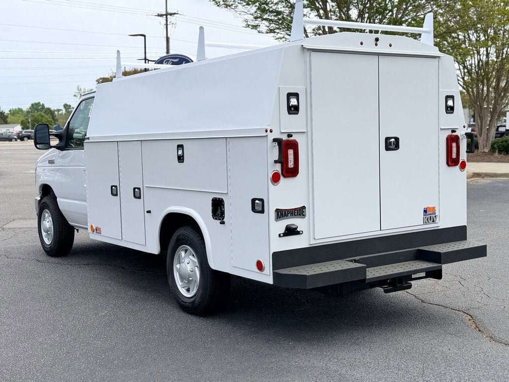 New 2027 Ford E-350 and Econoline 350 Super Duty w/ Power Equipment Group image 4