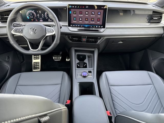 New 2026 Volkswagen Tiguan SE R-Line image 29