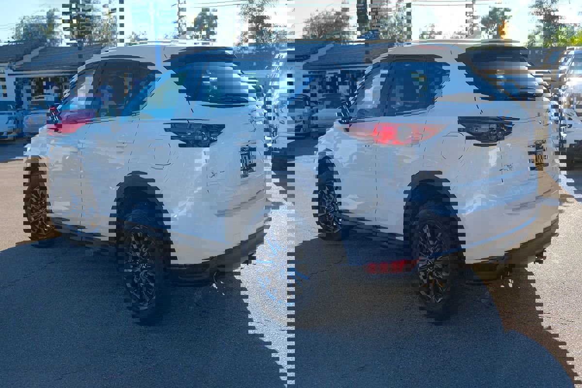 Used 2020 MAZDA CX-5 Touring image 4